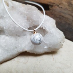 Pendentif mini Sphère HOWLITE
