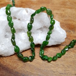 Perle  DIOPSIDE 5x6mm / Fil entier